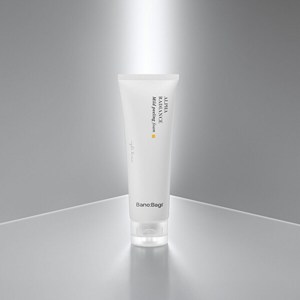 Čisticí pleťová pěna pro citlivou a aknózní pleť Alpha Radiance (Mild Peeling Foam) 120 ml