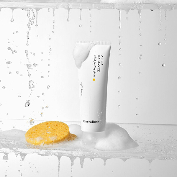Čisticí pleťová pěna pro citlivou a aknózní pleť Alpha Radiance (Mild Peeling Foam) 120 ml