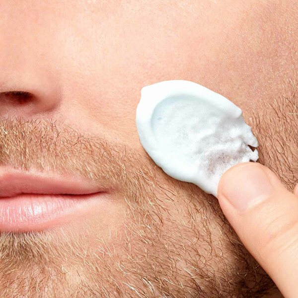Krémový gel na holení Men (Smooth Shave Foaming Gel) 150 ml