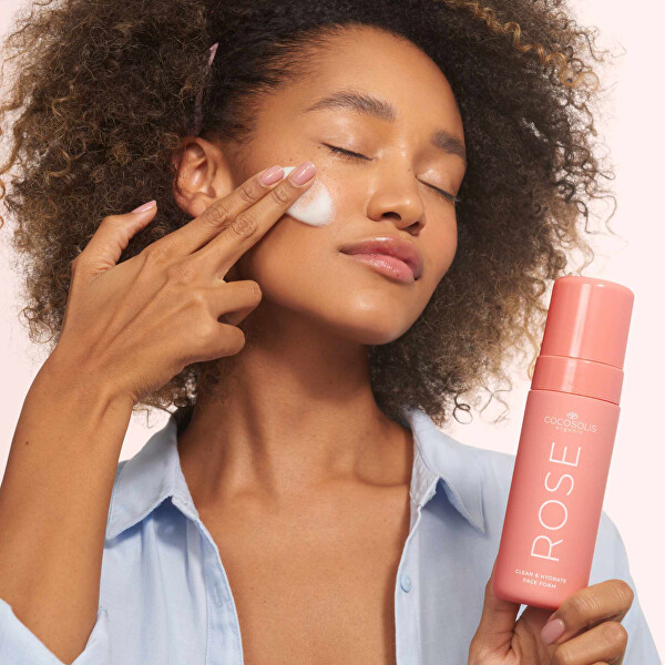 Čisticí pěna Rose Clean & Hydrate Face Foam 150 ml