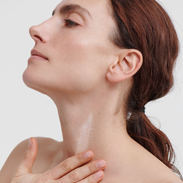 Regenerační krém na krk a dekolt (Regenerating Neck & Décolleté Cream) 40 ml