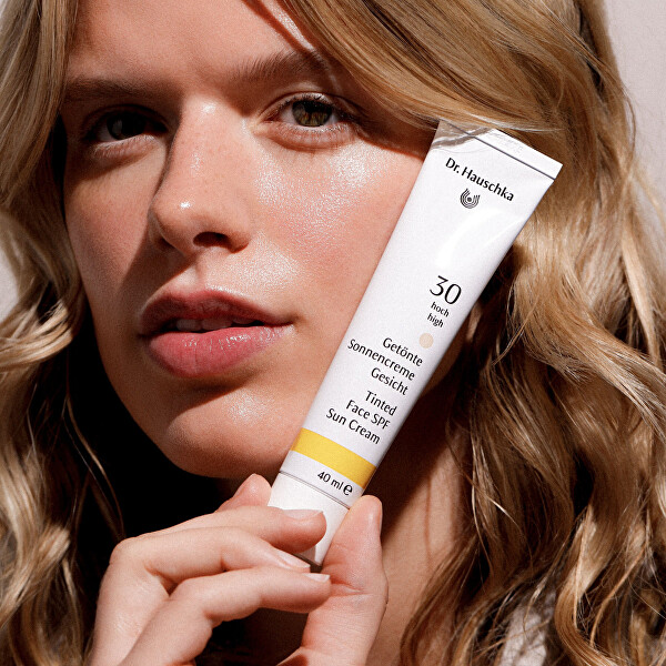 Tónovací opalovací krém na obličej SPF 30 40 ml