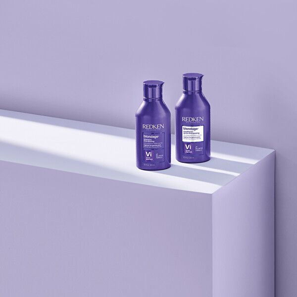 Kondicionér neutralizující žluté tóny vlasů Color Extend Blondage (Color-depositing Conditioner)