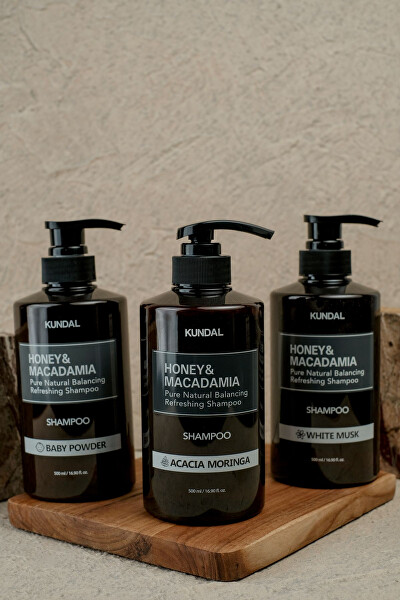 Přírodní hydratační šampon Honey & Macadamia Baby Powder (Nature Shampoo)