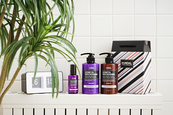 Hydrointenzivní proteinová kúra na vlasy Honey & Macadamia English Rose (Treatment)