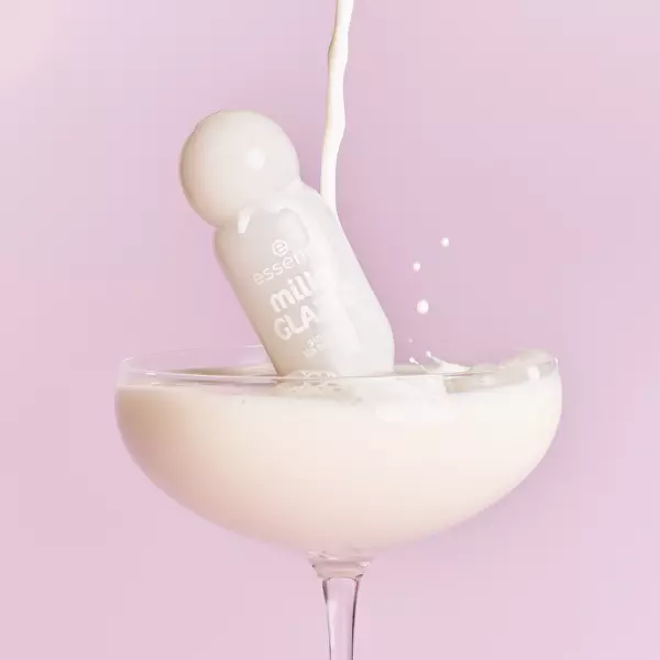 Lesklý balzám na rty Milky GLAZED Glossy Lip Balm 4 ml