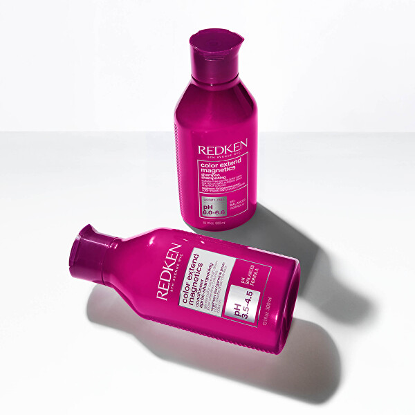 Šampón pre farbené vlasy Color Extend Magnetics (Shampoo Color Care)