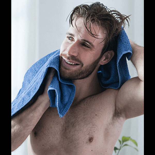 Gel de duș Protect & Care pentru barbati