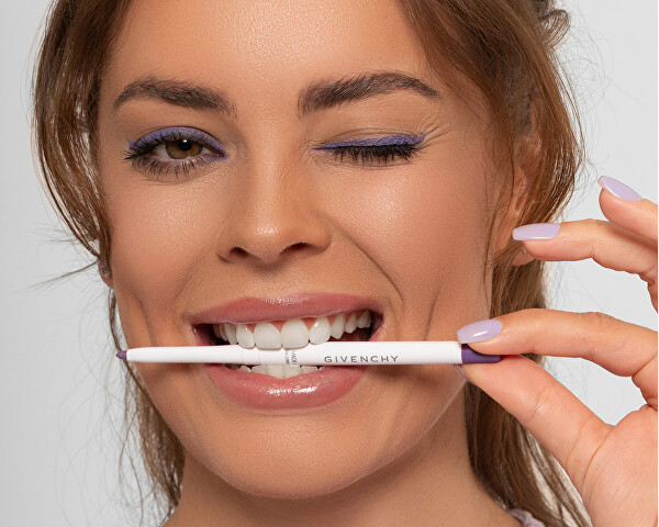Voděodolná tužka na oči Couture Waterproof (Eyeliner) 0,3 g