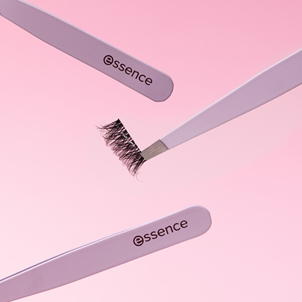 Pinzeta (Eyebrow Tweezers)