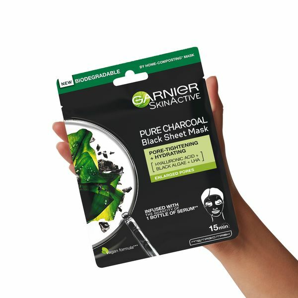 Černá textilní maska s extraktem z mořských řas Pure Charcoal Skin Naturals (Black Tissue Mask) 28 g
