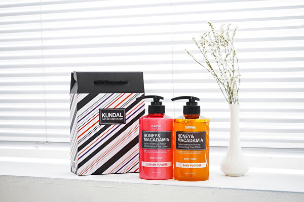 Vyživující tělové mléko Honey & Macadamia Baby Powder (Body Lotion) 500 ml