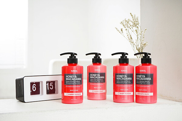 Vyživující tělové mléko Honey & Macadamia Baby Powder (Body Lotion) 500 ml