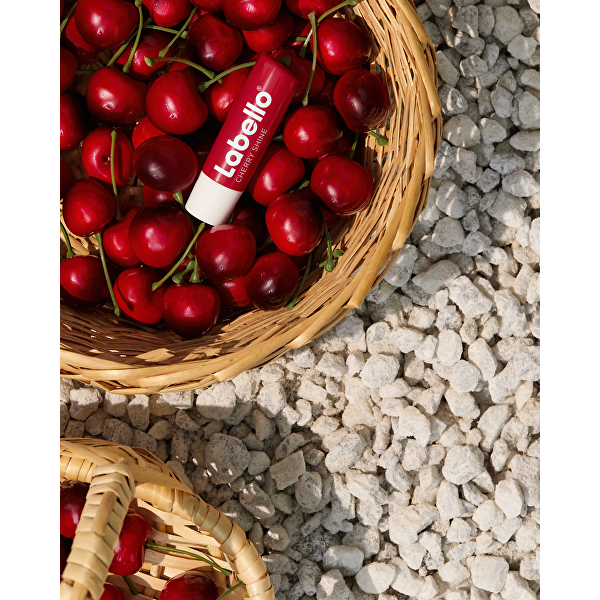 Tónovací balzám na rty Cherry Shine Caring Lip Balm 4,8 g