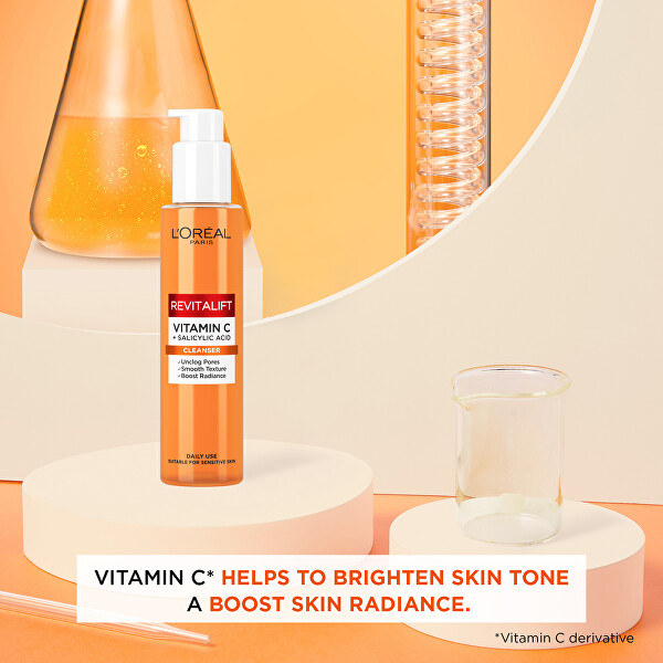 Reinigender Gesichtsschaum mit Vitamin C Revitalift (Cleanser) 150 ml