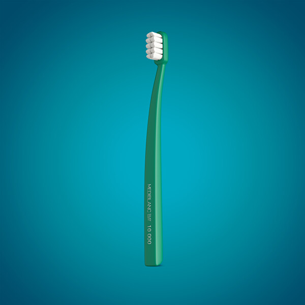 Zubní kartáček s jemnými štětinami 4 ks