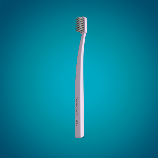 Zubní kartáček se stříbrnými štětinami 4 ks