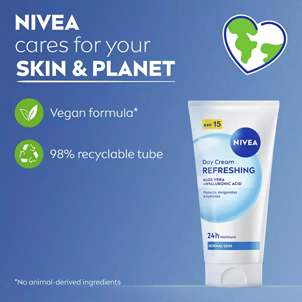 Hydratačný denný krém pre normálnu a zmiešanú pleť SPF 15 Essential (Day Cream) 50 ml