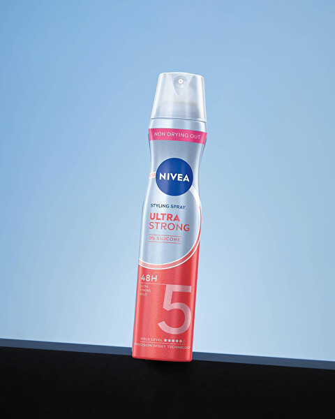 Lak na vlasy s ultra silnou fixáciou Ultra Strong (Styling Spray) 250 ml
