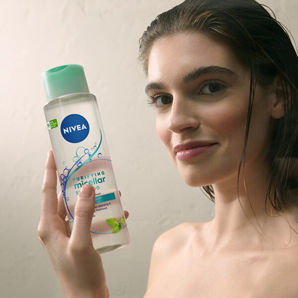 Frissítő micellás sampon normál és zsíros hajra (Micellar Shampoo) 400 ml