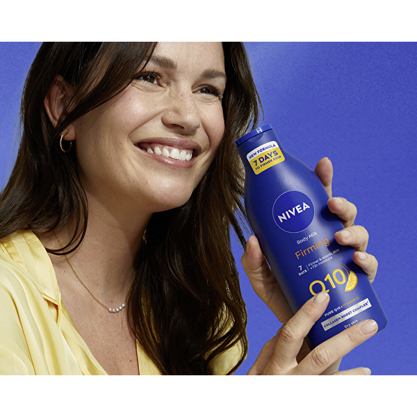 Výživné zpevňující tělové mléko Q10 Energy+ 250 ml
