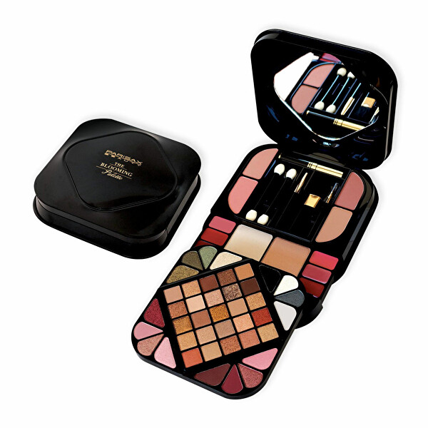 Velká paletka dekorativní kosmetiky 58 ks