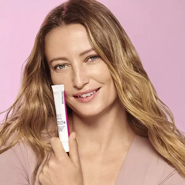 Dárková sada vyhlazující a hydratační pleťové péče Smooth and Hydrate