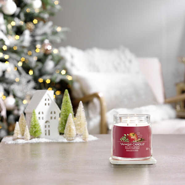 Aromatická svíčka Signature sklo střední Red Apple Wreath 368 g