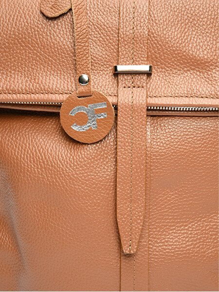 Dámský kožený batoh