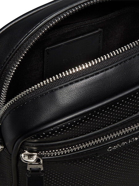Perforated crossbody táska LV04D3390GUB1
