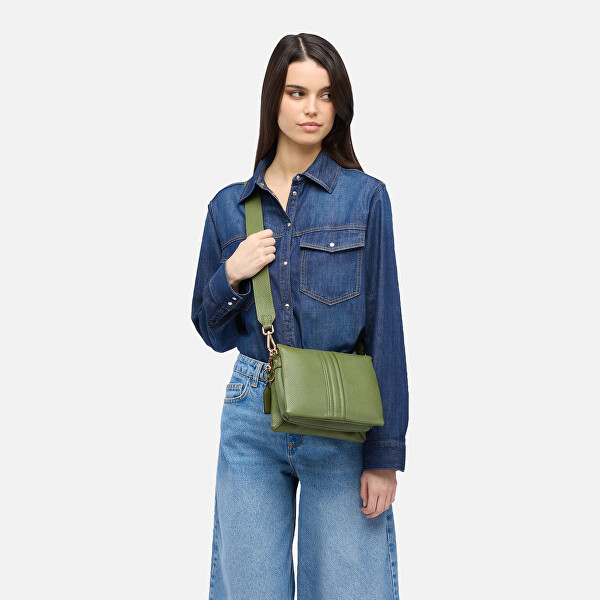 Dámská kožená crossbody kabelka D Clarissy