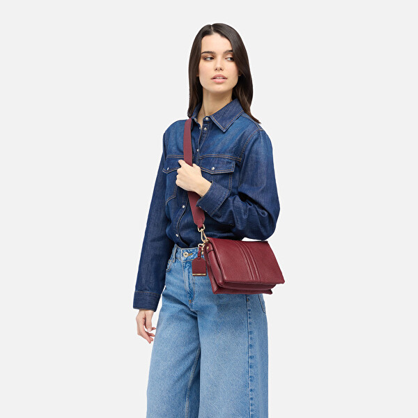 Dámská kožená crossbody kabelka D Clarissy