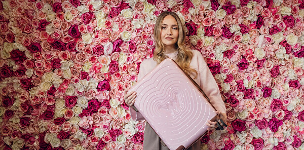 Cestovní kufr Precious Dotty Pink