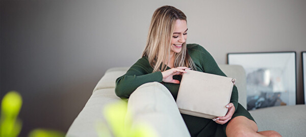 Dámská crossbody kabelka Aleeza Beige