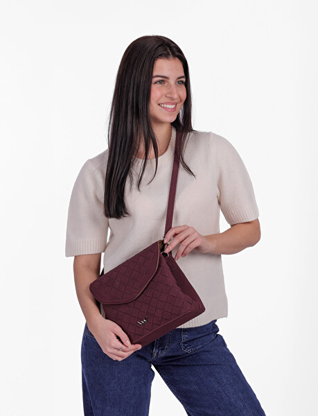 Dámská crossbody kabelka Byrsa Intrecciato Wine Red