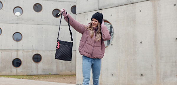 Dámská crossbody kabelka Carlene Black