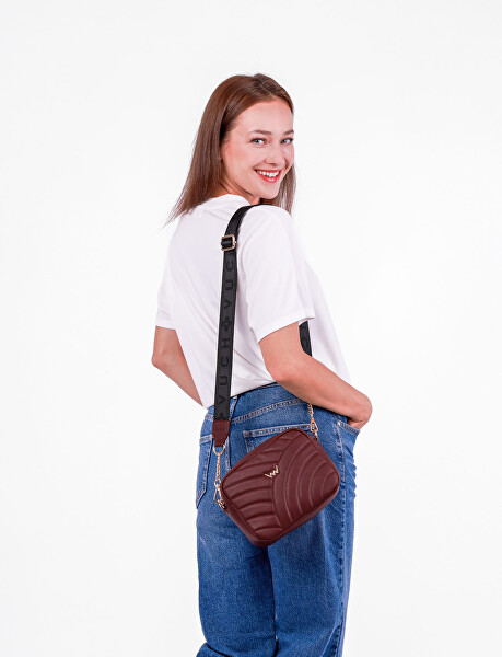Dámská crossbody kabelka Nelly Wine