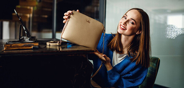 Dámská crossbody kabelka Nurmi