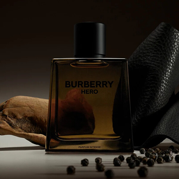 Burberry Hero Parfum Intense - parfém