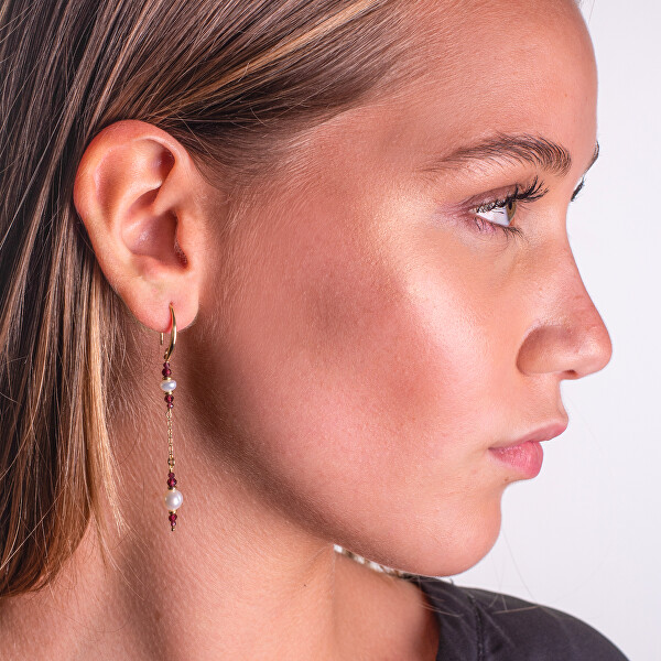 Dlouhé pozlacené náušnice s granáty a pravými perlami AL5183.01.029