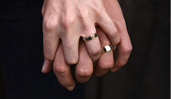 Inel bicolor pentru femei din oțel SPD05