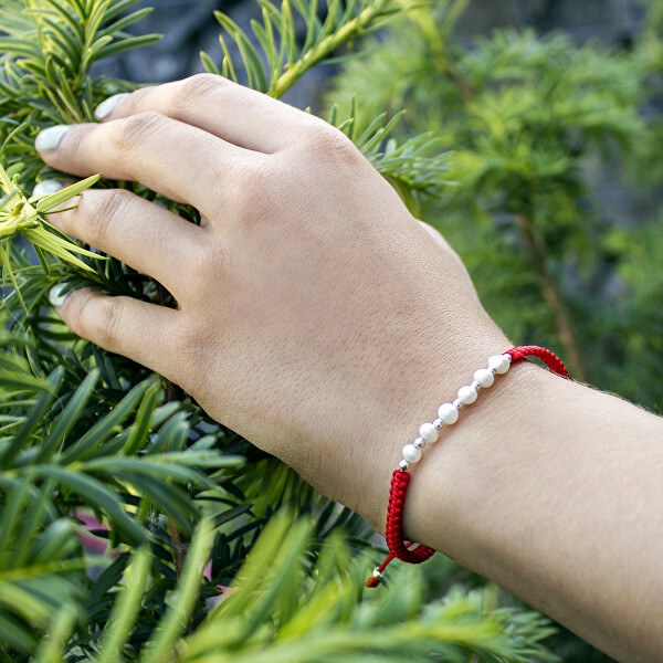 Rotes Schnur Kabbalah Armband mit echten Perlen AGB549