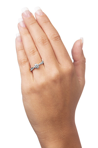 Zlatý dámský prsten s krystaly 229 001 00806 07