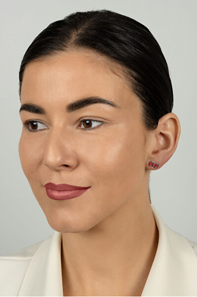 Asymetrické stříbrné náušnice Hello Kitty EA1211W