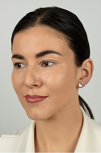 Asymetrické stříbrné náušnice Hello Kitty EA1211W