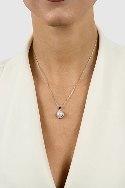 Elegantný perlový prívesok s čírymi zirkónmi PT108W