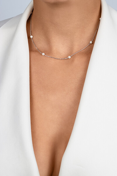 Jemný stříbrný náhrdelník s Majorica perlami NCL141W
