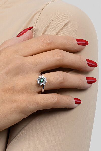 Krásny strieborný prsteň so zirkónmi RI053WG