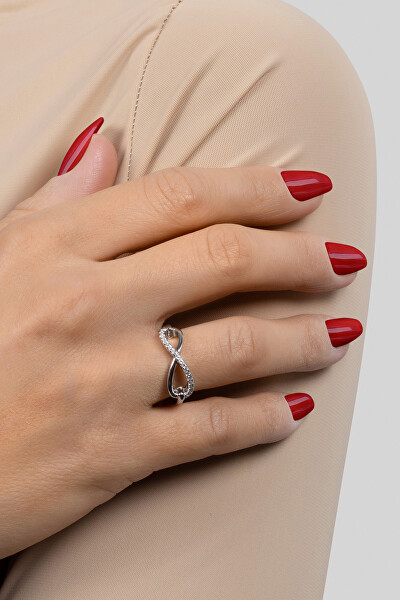Moderní stříbrný prsten Nekonečno RI052W