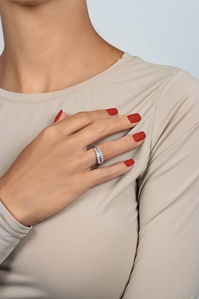 Inel la modă din argint cu zirconii transparente RI120W